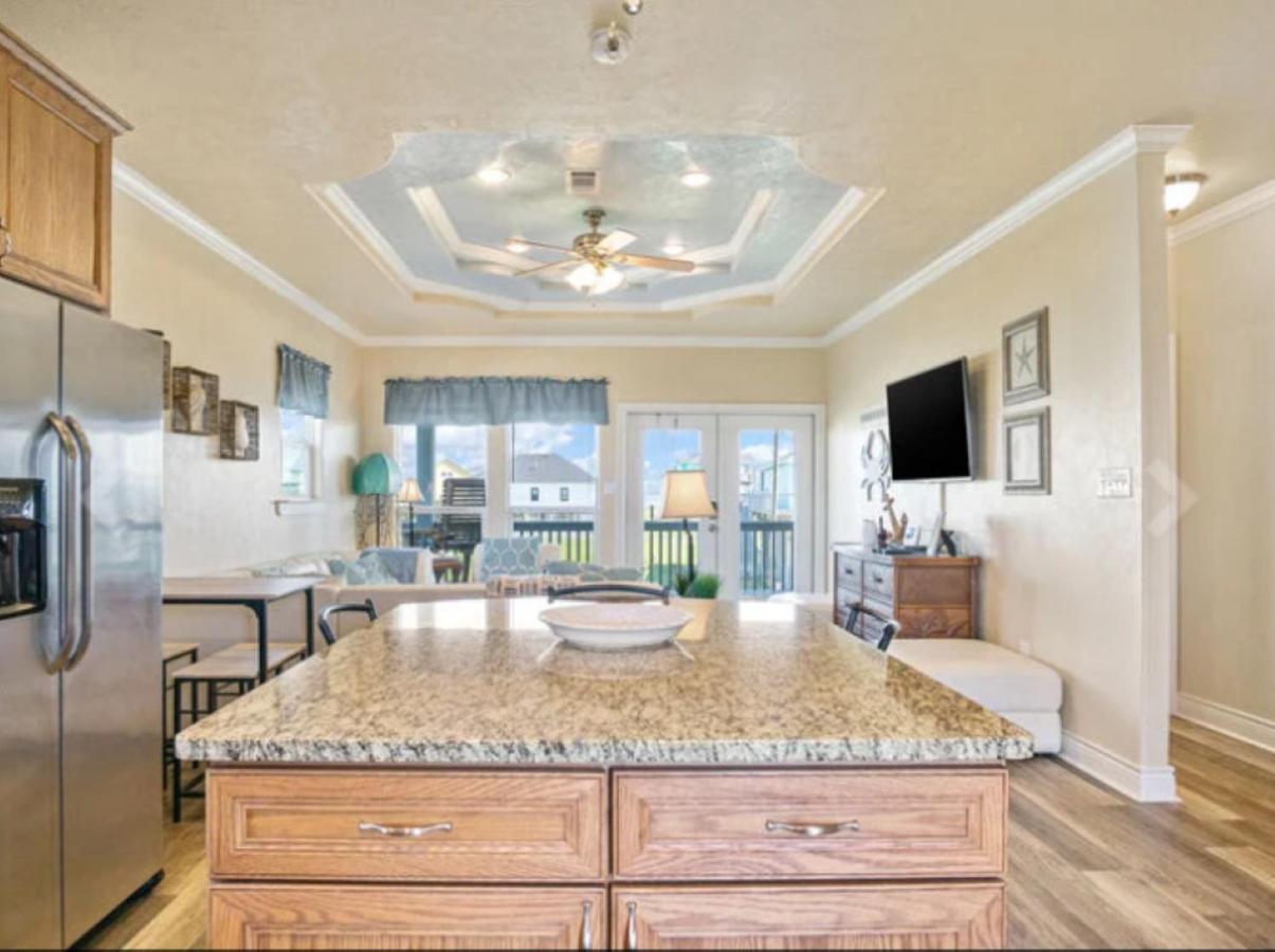 Fancy Nancy 2 Min Walk To Beach, Lyft, Pet-Friendly Bolivar Peninsula 외부 사진
