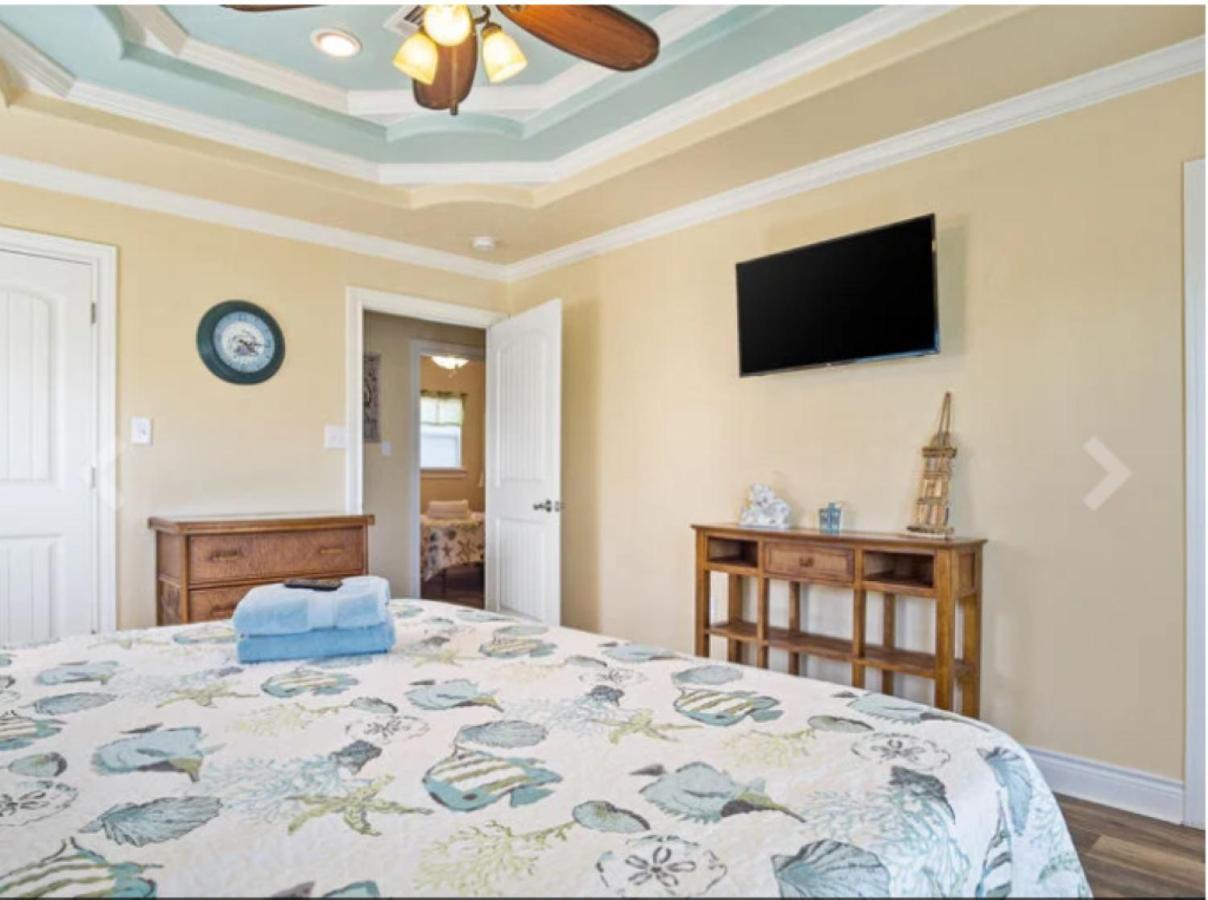 Fancy Nancy 2 Min Walk To Beach, Lyft, Pet-Friendly Bolivar Peninsula 외부 사진