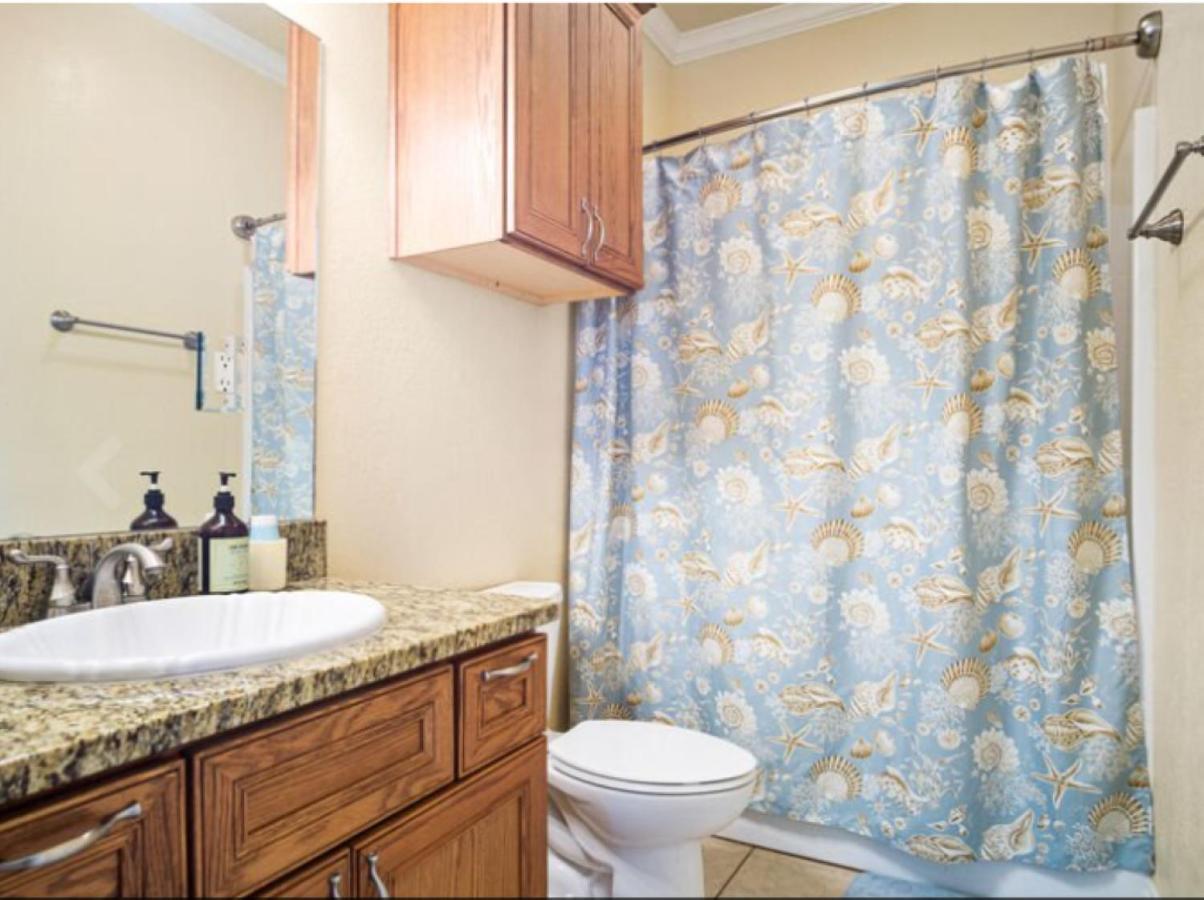 Fancy Nancy 2 Min Walk To Beach, Lyft, Pet-Friendly Bolivar Peninsula 외부 사진