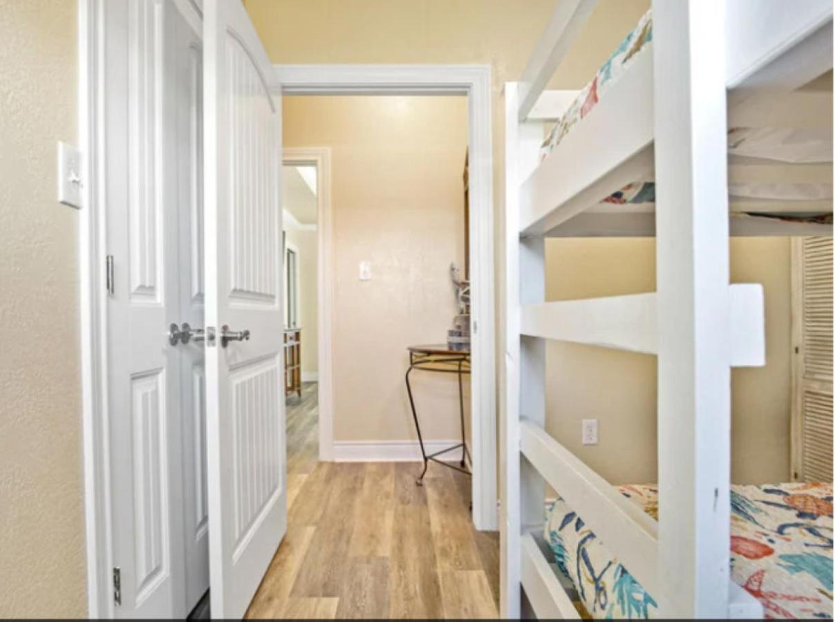 Fancy Nancy 2 Min Walk To Beach, Lyft, Pet-Friendly Bolivar Peninsula 외부 사진