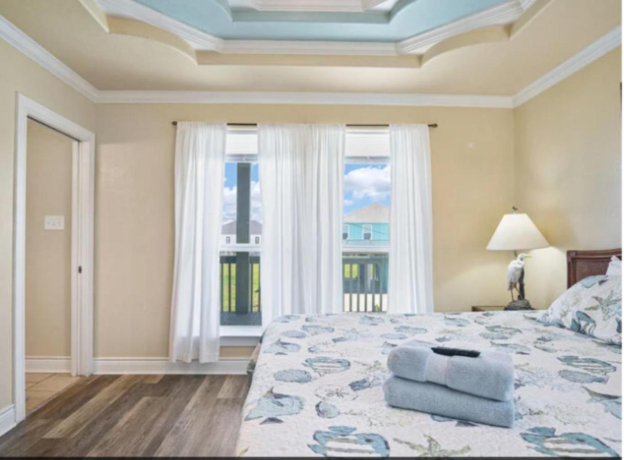 Fancy Nancy 2 Min Walk To Beach, Lyft, Pet-Friendly Bolivar Peninsula 외부 사진