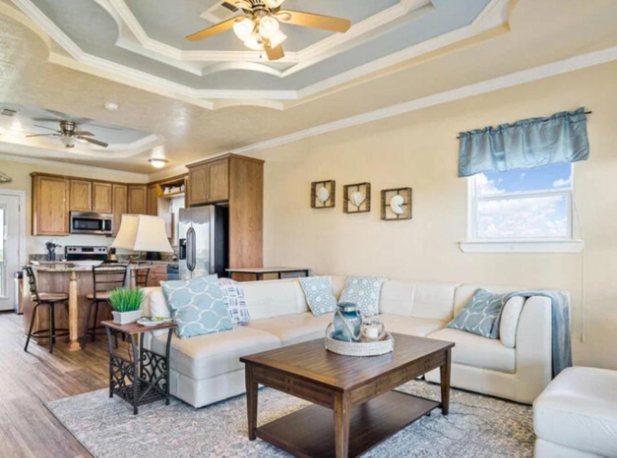 Fancy Nancy 2 Min Walk To Beach, Lyft, Pet-Friendly Bolivar Peninsula 외부 사진
